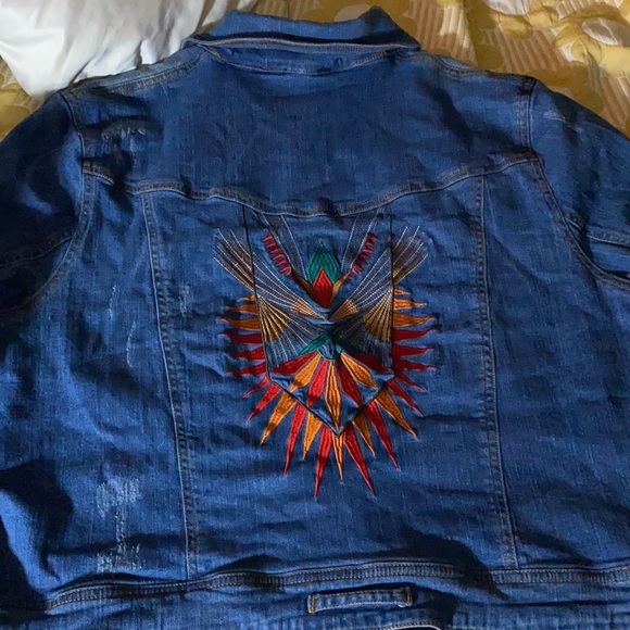 Aztec Distressed look denim jacket plus size 2x - Picture 7 of 12